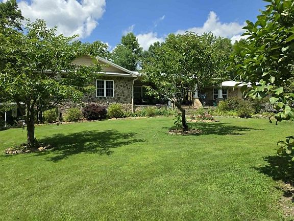 3rd image of 33 County Road 1205