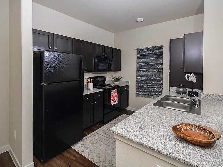 Rio Lofts — Photo 12