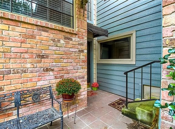 5th image of 8605 Cima Oak Ln #B-21