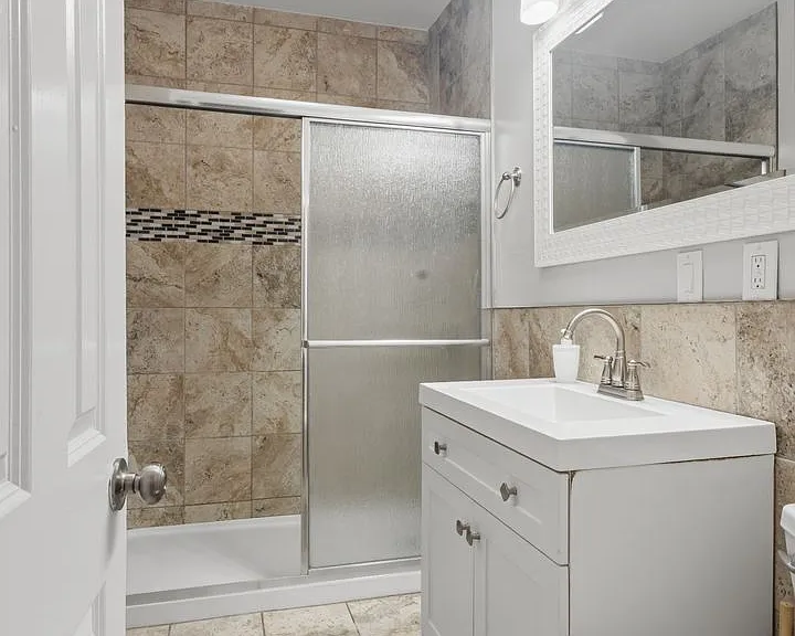 42 Glen St #44 — Photo 26