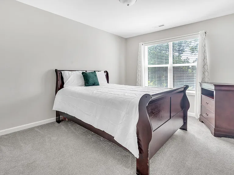 709 Hadstock Path — Photo 10