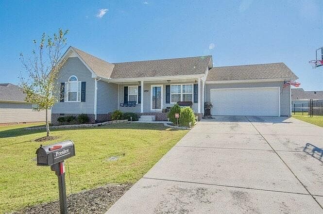 1st image of 1111 Aretha Dr