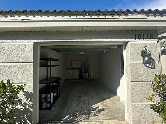 2nd image of 10116 Spyglass Hill Ln