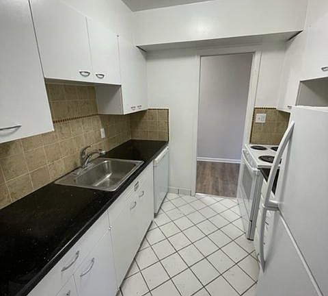 5th image of 19220 Van Aken Blvd APT 303