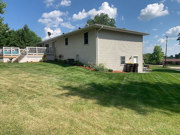 2nd image of 600 Country Club Cir