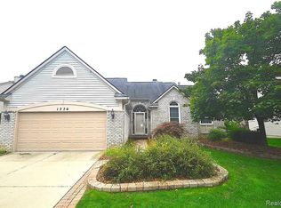 1770 Dogwood Trl, Commerce Township, MI 48390