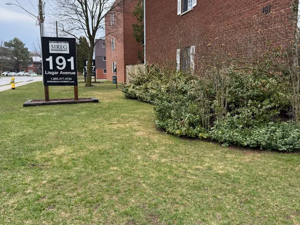 191 Lisgar Ave #301, Tillsonburg, ON N4G 3L5