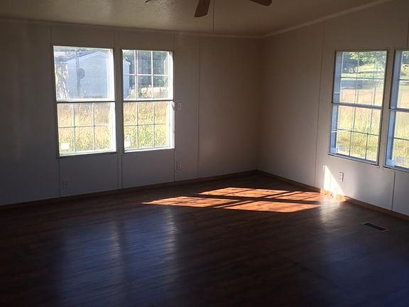 3rd image of 3255 Eddy Gatesville Pkwy