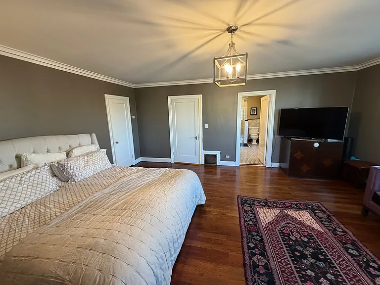 5 Santa Ana Ave — Photo 30
