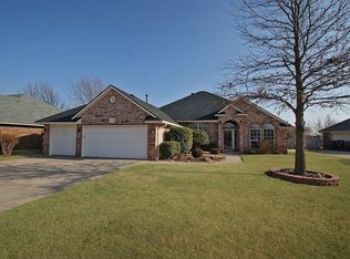 11708 Silver Sun Dr, Oklahoma City, OK 73162