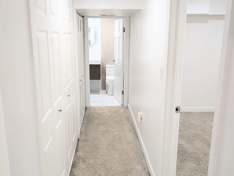 2226 N Burling St #1 — Photo 14
