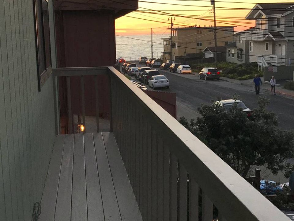 2nd image of 60 Paloma Ave