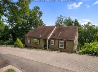 9 Observatory Rd, Charleston, WV 25314