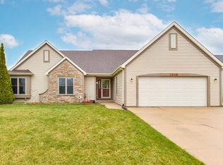 1208 Springfield Ln, Racine, WI 53402