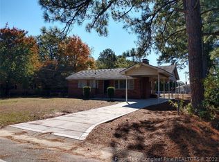 504 Terry Cir, Fayetteville, NC 28304