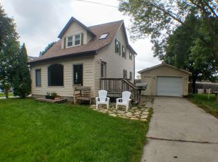 1272 S Quincy St, Green Bay, WI 54301