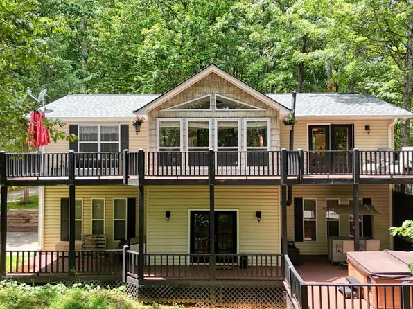 70 Martys Dr, Blairsville, GA 30512