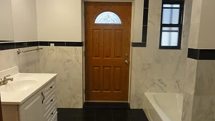 Rented by R New York