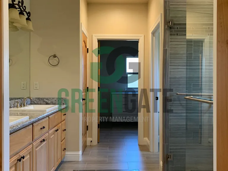 11164 Carrolton Rd — Photo 47