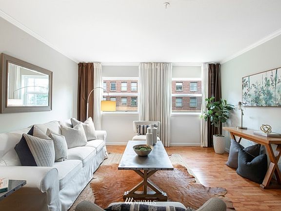 5th image of 1417 Queen Anne Ave N APT 204