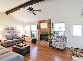 5912 Twin Willows Dr, Arlington, TX 76017