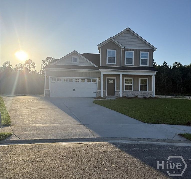 1st image of 44 Goosberry Court NE