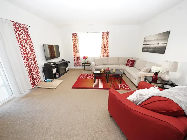 4316 Hillingdon Bnd #101, Chesapeake, VA 23321