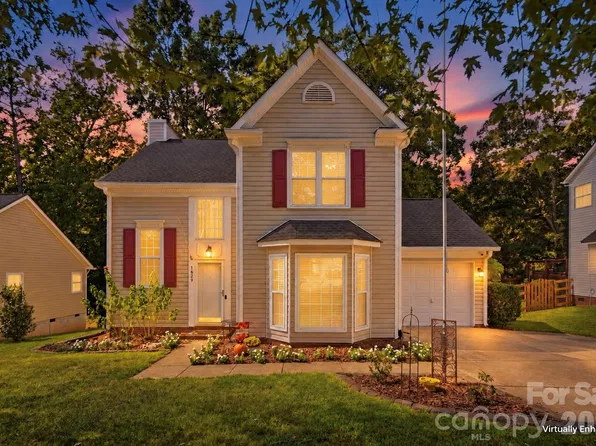 1629 Sugar Hollow Dr, Charlotte, NC 28214