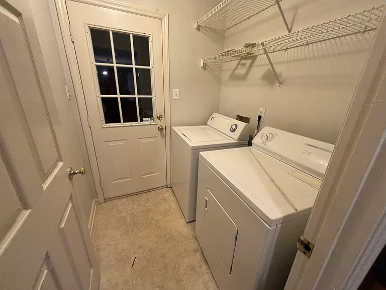 12 Bridgeport Dr — Photo 42