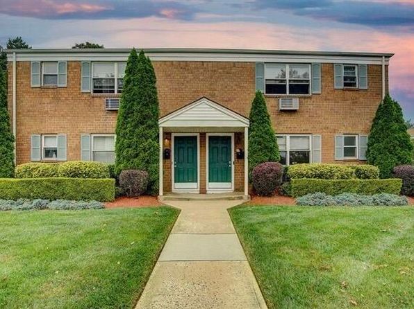 728 Greens Ave APT 3