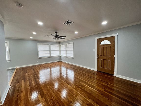 2nd image of 1800 11th St