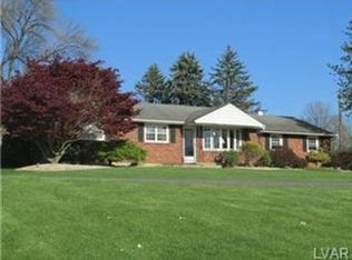 6 Short Ln, Northampton, PA 18067