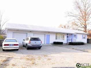 3215 25th St, Columbus, IN 47203