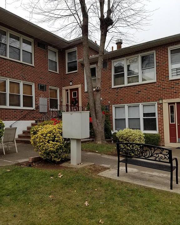 1st image of 475 Armstrong Ave #D3