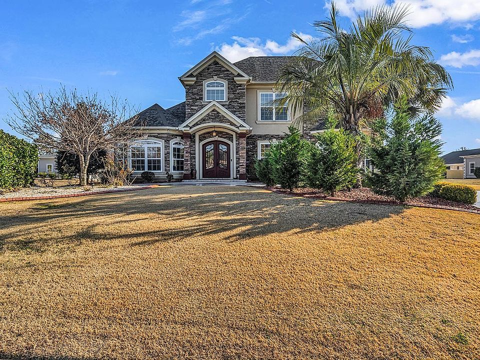 1st image of 801 Bluffview Dr.