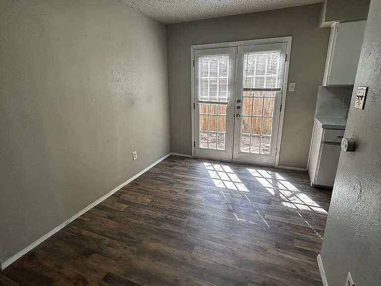 6603 Deatonhill Dr — Photo 12
