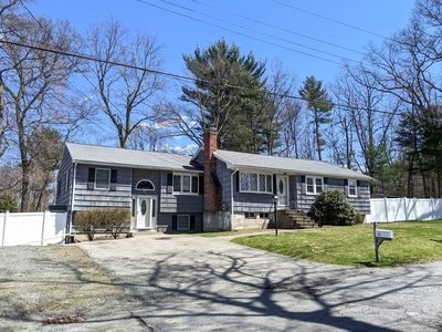12 Savoy St, Billerica, MA, 01821