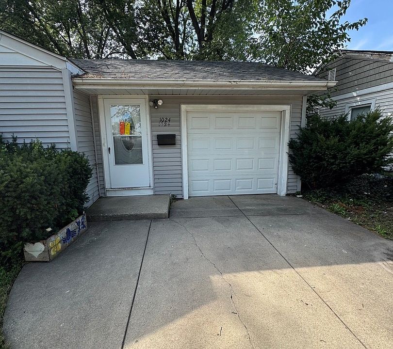 1st image of 1024 S Wolf Rd