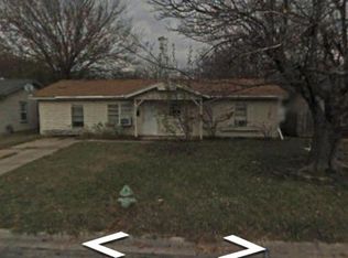 532 NW King St, Burleson, TX 76028