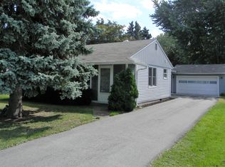 1914 Pipe St, Sandusky, OH 44870