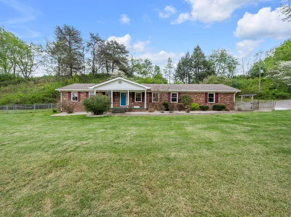 447 S Dogwood Dr, Berea, KY 40403