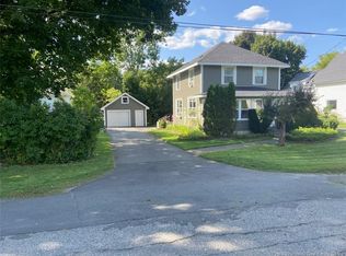 40 Churchill St, Saint Stephen, NB E3L 2G4
