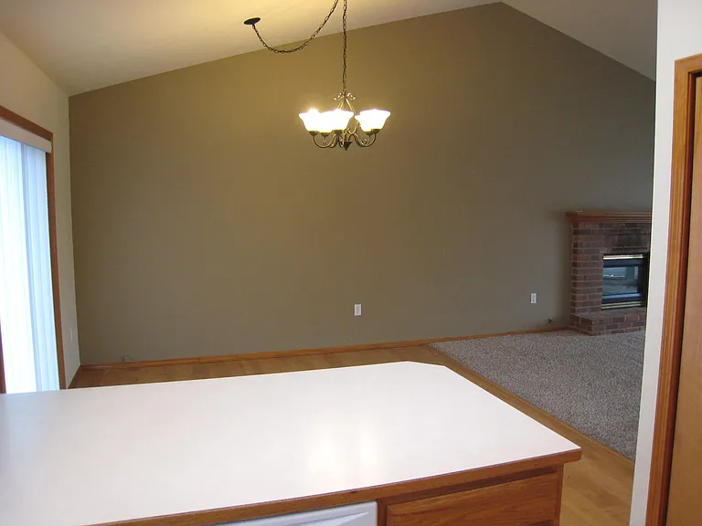 1010 S Newer Rd — Photo 5