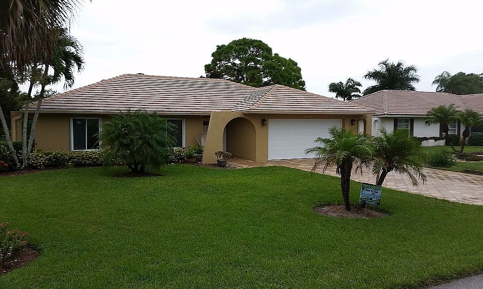 1st image of 27120 Edenbridge Ct