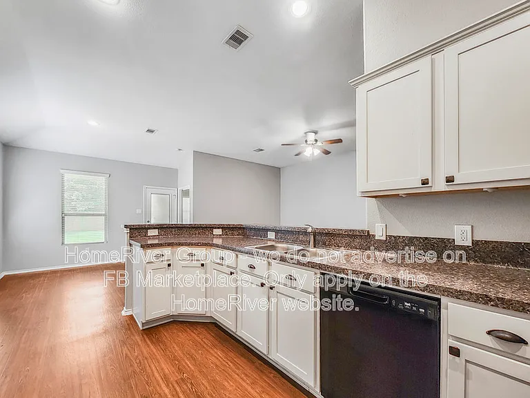 11427 Ryan Ct — Photo 6