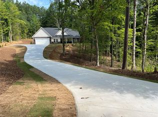 218 W Halfway Branch Rd, Walhalla, SC 29691