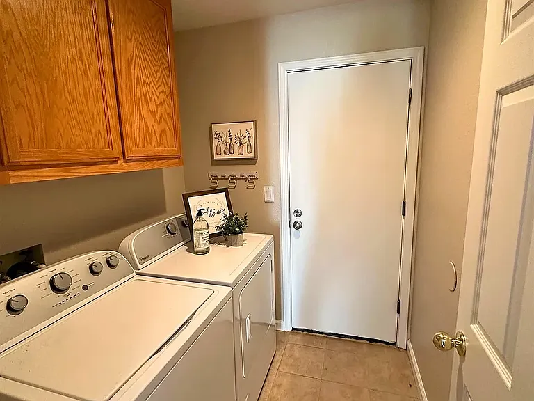 1590 Doe Trail Ln — Photo 5