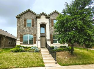 1405 Acmite Ave, Crossroads, TX 76227
