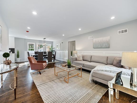 3rd image of 6833 N Keeler Ave