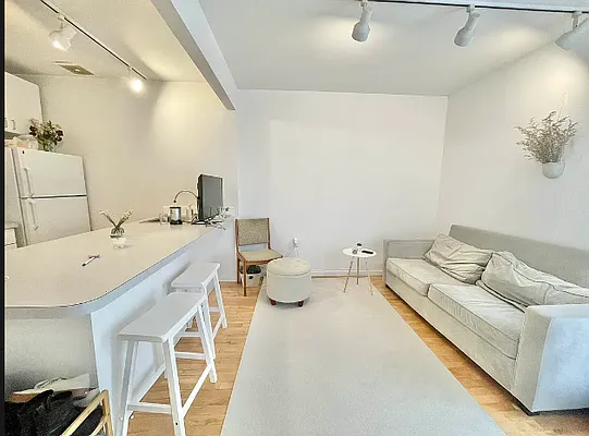 Rented by The Downtown LLC | media 6